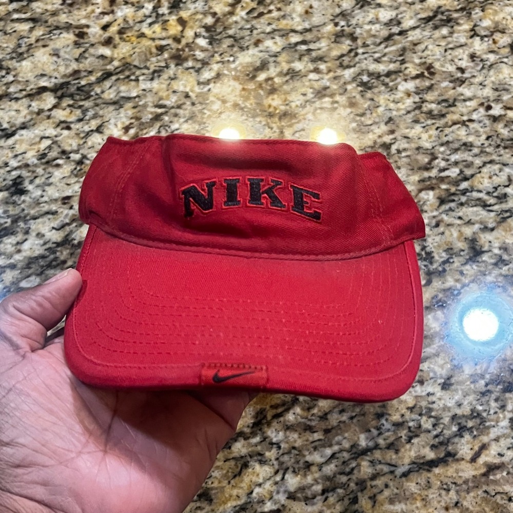 Vintage Nike Pro Classics Mens Red Adjustable Golf Tennis Visor Hat Embroidered